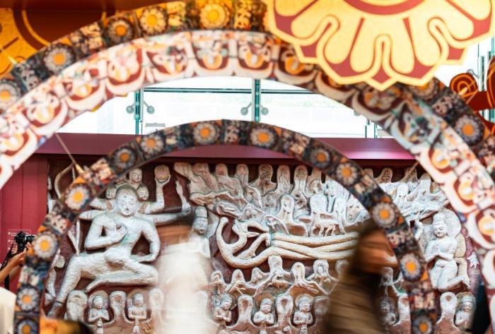 來(lái)！在香港“遇見(jiàn)云岡”