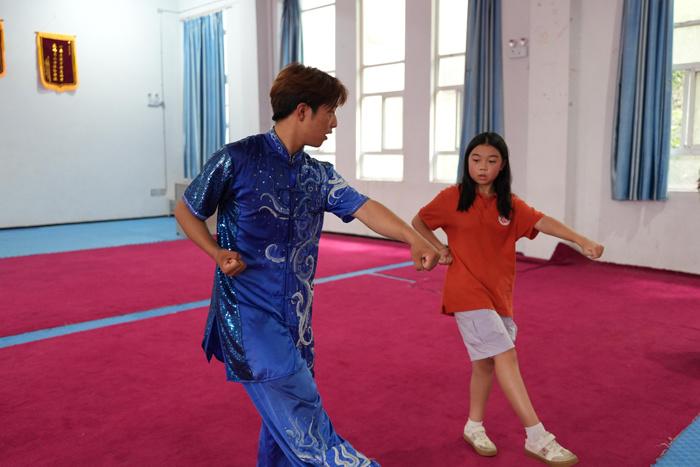 海外華裔青少年河南登封體驗(yàn)少林功夫