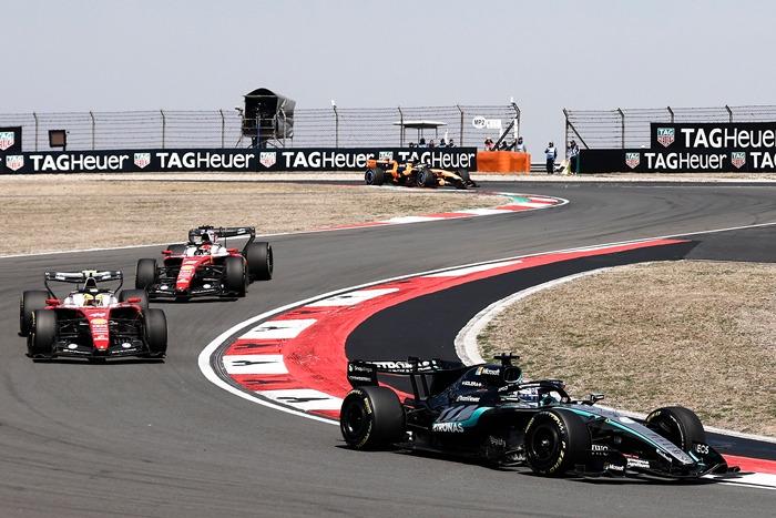 F1中國大獎(jiǎng)賽沖刺賽：拉塞爾奪冠