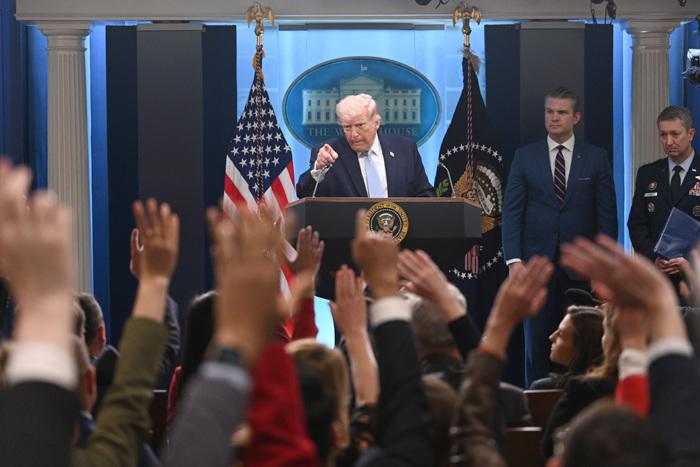 特朗普就伊朗戰(zhàn)事舉行記者會(huì)