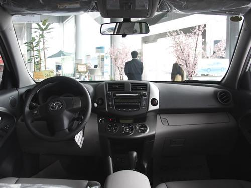 ����Ⱥ�����x����4���N��ǰ���SUV���]