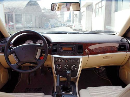 ��Ͳ���10�fԪ������(n��i)���̓r������܇�P�c