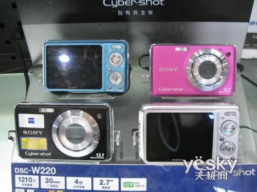 ���Õr�п�Ƭ�C(j��) ����W220��2G���H1440Ԫ