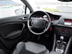 ��܇(ch��)֮�� �M(j��n)��ѩ�F�� �M(j��n)��ѩ�F��c5 2.0 ���A��