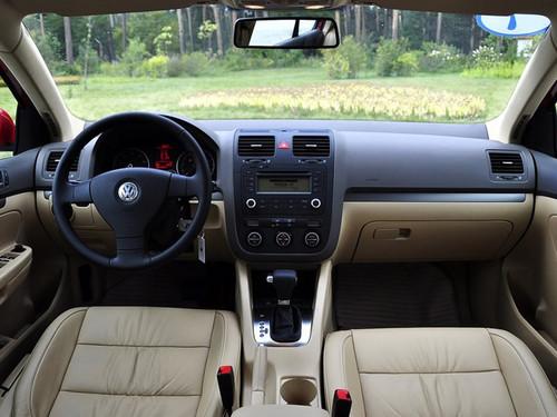 ��(qi��ng)��߀��(j��ng)��(j��)��1.6L�����b�����l(f��)��(d��ng)�C(j��)܇(ch��)��