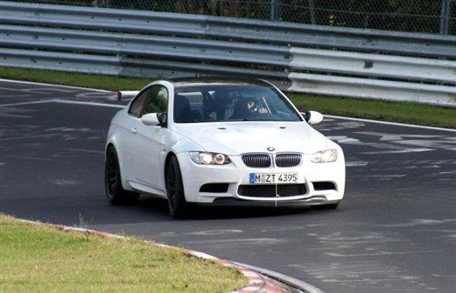 GT4��·�������ƌ��RM3��܇��ՙ���ع� ��܇֮��