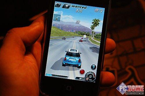 �w���S�� С��ԇ��iPhone 3GS�Α���