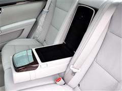 ��܇֮�� �M(j��n)�ڱ��Y ���Ys�� 2010�� s 300l ���F��