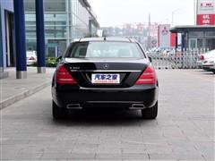 ��܇֮�� �M(j��n)�ڱ��Y ���Ys�� 2010�� s 300l ���F��