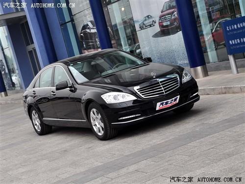 ��܇֮�� �M(j��n)�ڱ��Y ���Ys�� 2010�� s 300l ���F��