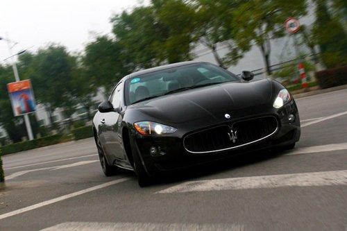 ��ħ�����ԇ�{��ɯ����GranTurismo S ��܇֮��