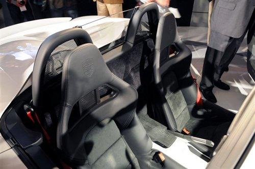 ���p�ı��r�� �¿�Boxster Spyder�l(f��)�� ��܇֮��