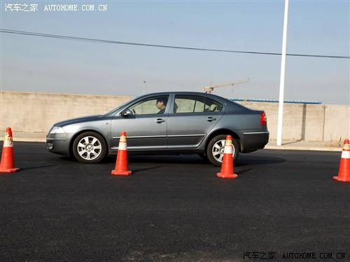 ��܇֮�� �Ϻ���˹���_(d��) ���J 07�� 1.8t �Ԅ�(d��ng)�����