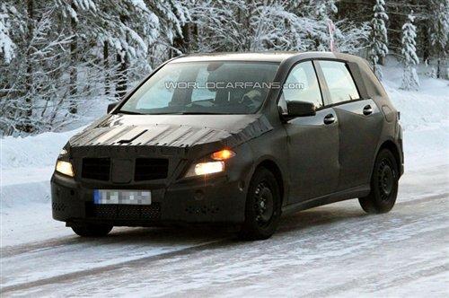 2011��l(f��)�� ��һ�����YB��ѩ��·ԇ�ع� ��܇֮��