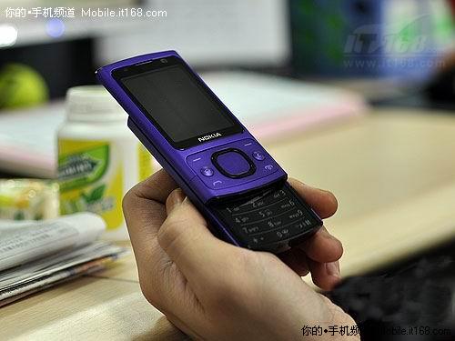 ��һ���������ܙC(j��) �Z����6700S�H1330Ԫ