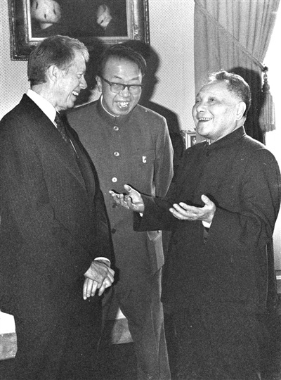 盤點(diǎn)中國(guó)領(lǐng)導(dǎo)人訪美:鄧小平赴家宴、江澤民唱京劇