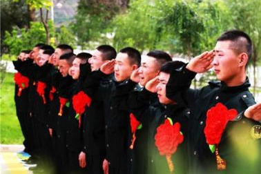 離開部隊(duì)的前夕，他們這樣說……