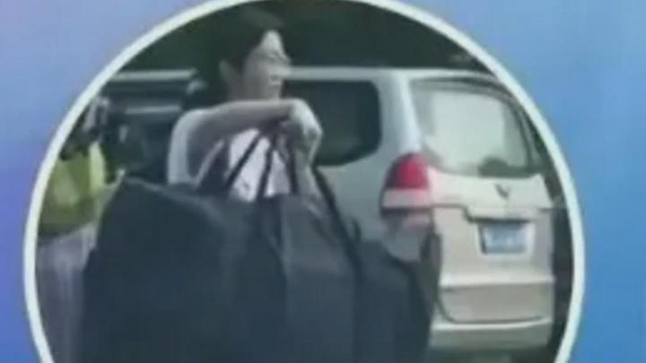 冒充“扁擔(dān)女孩”劉燕開賬號(hào)！網(wǎng)警依法查處