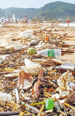 臺(tái)灣6.3級(jí)強(qiáng)震落石擊斃2人、200游客被困竹山